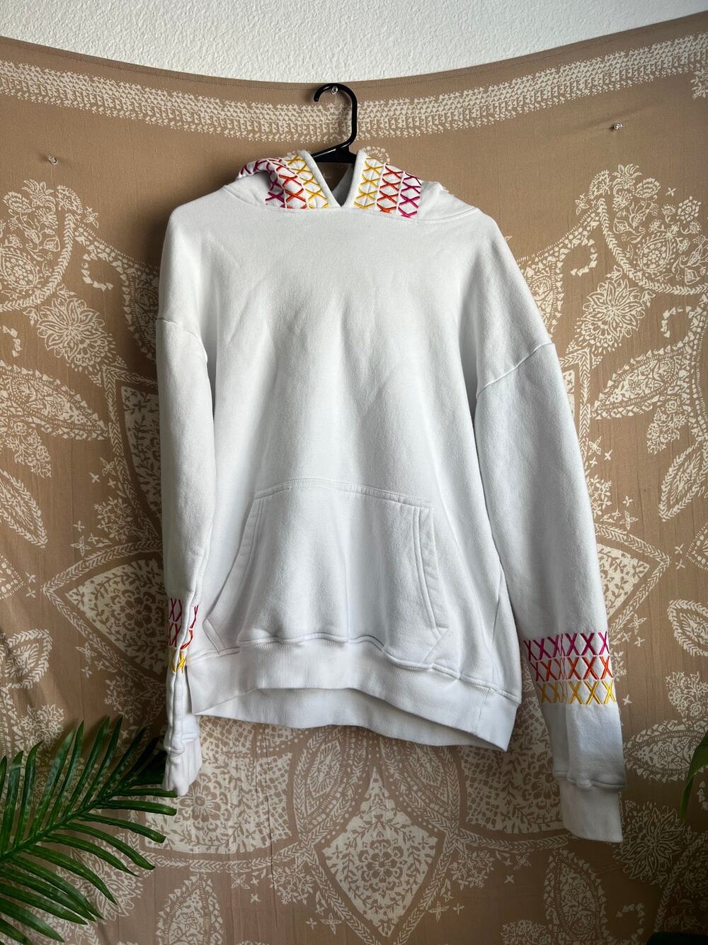 ACK Nantucket Embroidered Cross-Stitch Pullover Hoodie White Size M